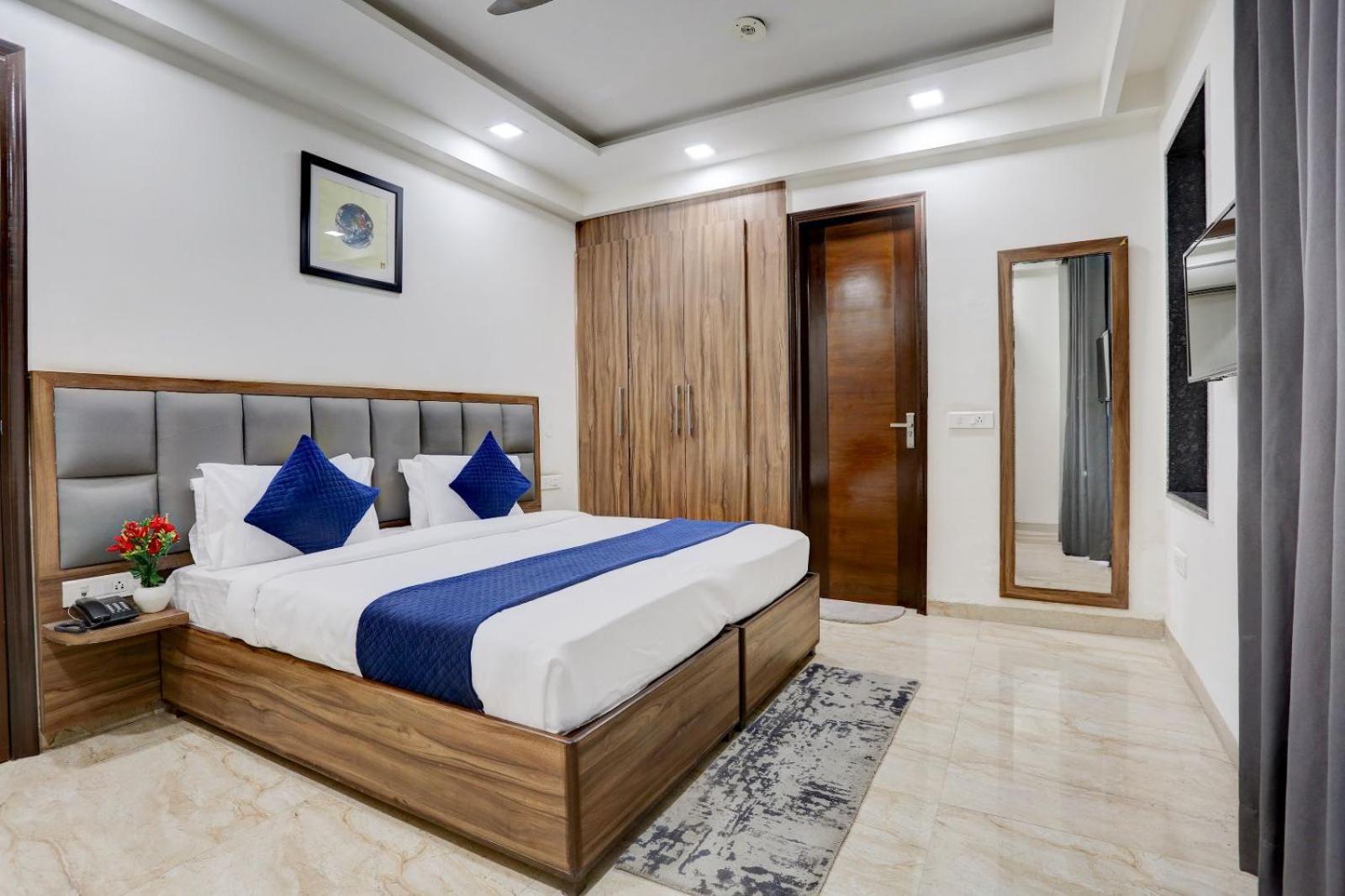 Hotel Greysky Medicity Gurgaon Buitenkant foto