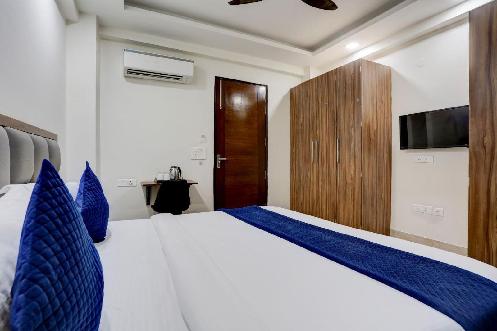 Hotel Greysky Medicity Gurgaon Buitenkant foto