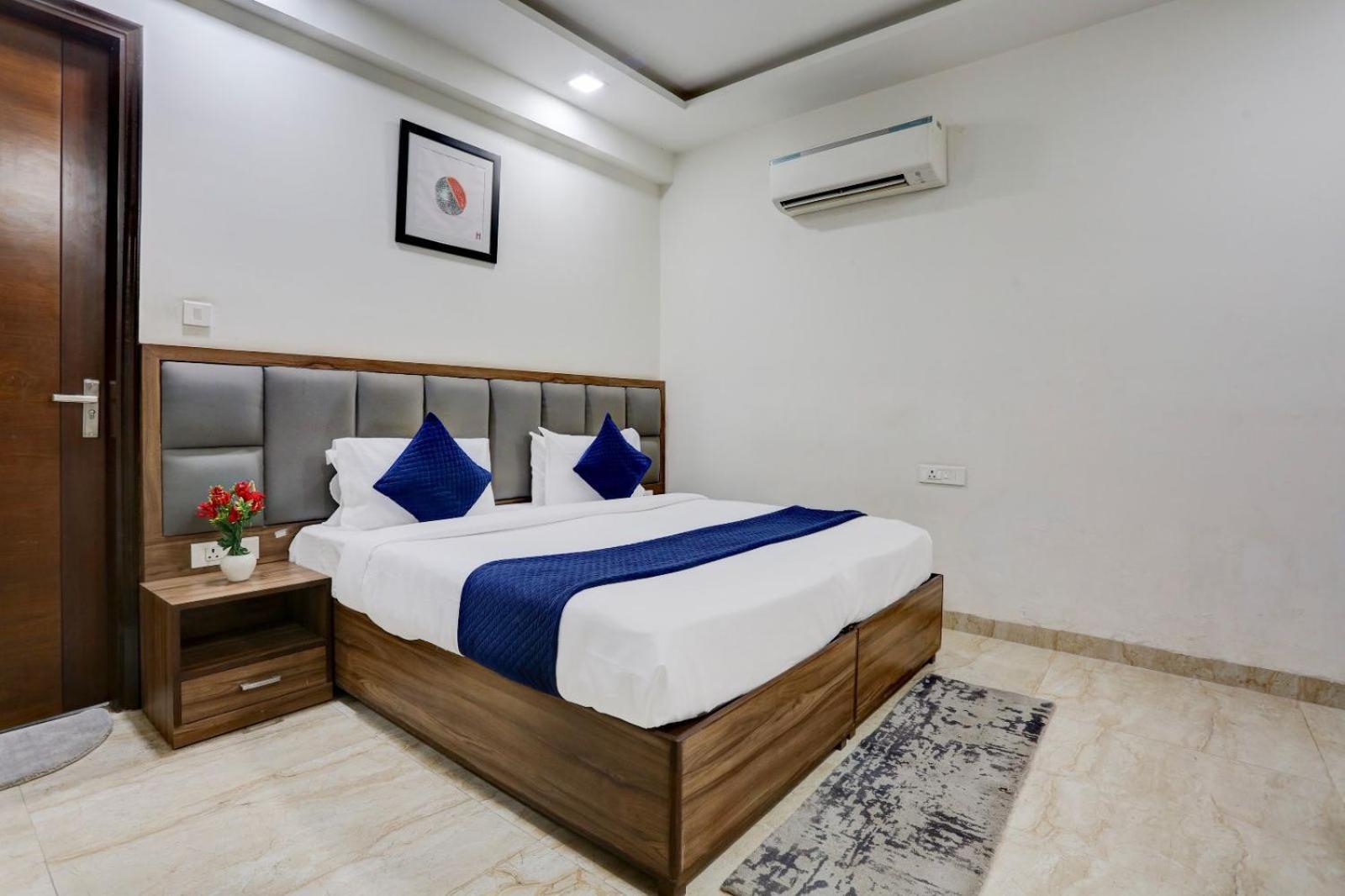 Hotel Greysky Medicity Gurgaon Buitenkant foto
