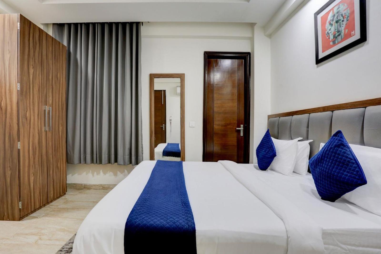 Hotel Greysky Medicity Gurgaon Buitenkant foto