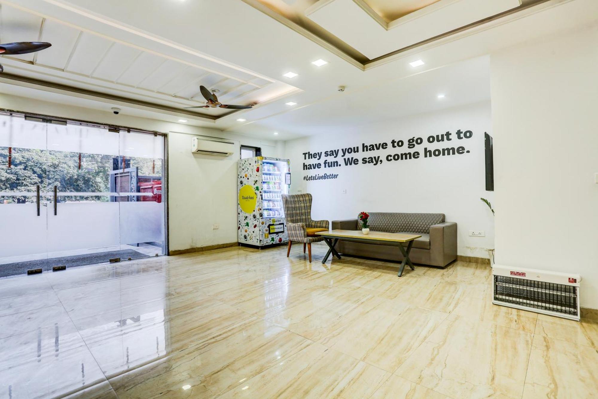 Hotel Greysky Medicity Gurgaon Buitenkant foto